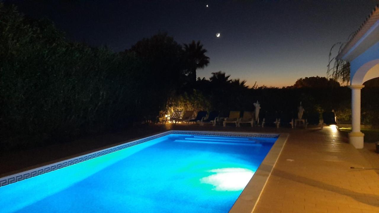 Villa White Sands - Private Oasis, Heated Pool, Beaches & Strip Nearby Албуфейра Екстериор снимка